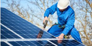 Installation Maintenance Panneaux Solaires Photovoltaïques à Falck